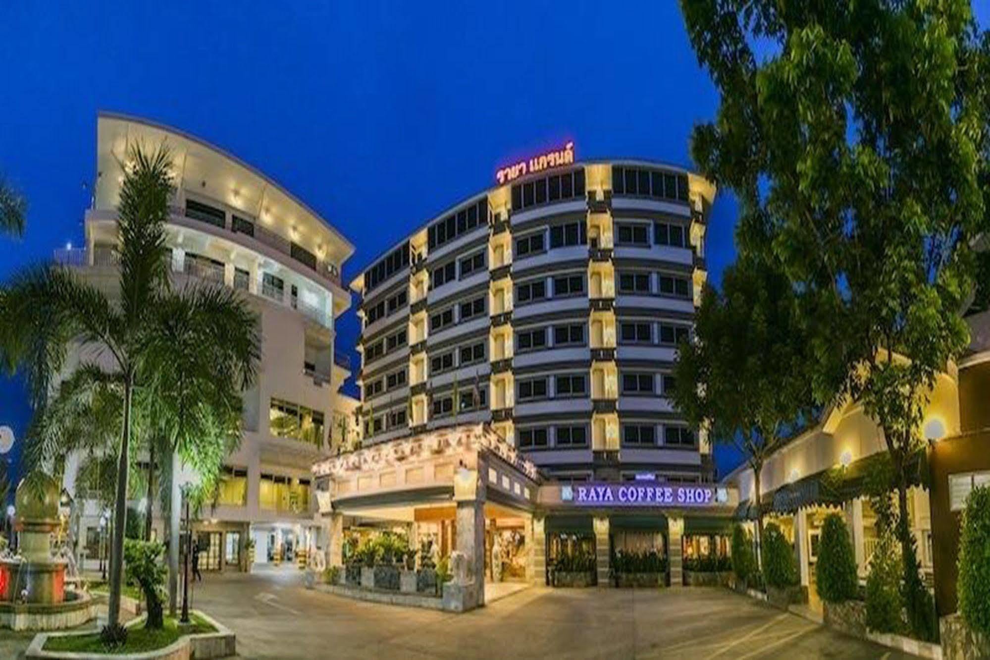 Raya Grand Hotel Nakhonratchasima Exteriör bild
